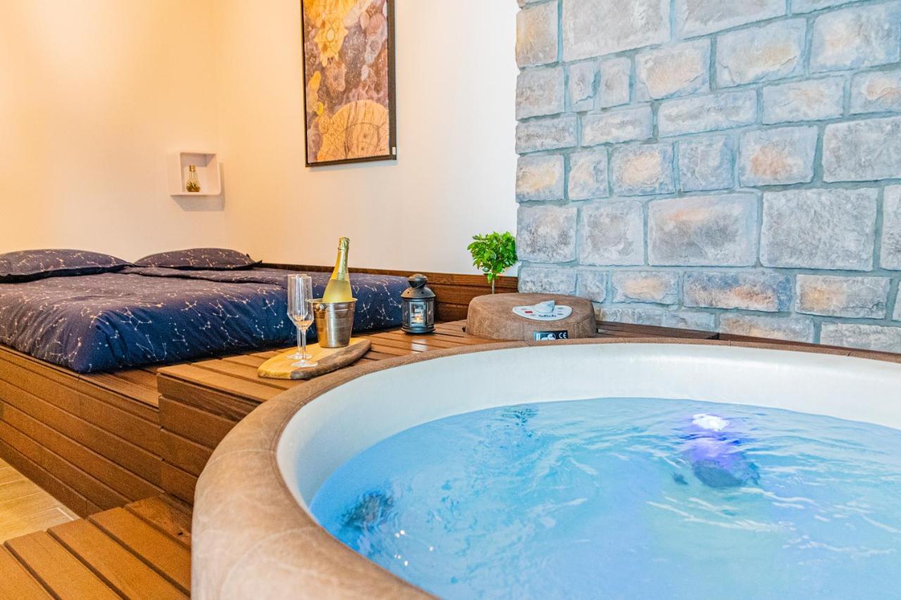 Jacuzzi - Flexible Selfcheckins 20 - Zagreb - Luxury - Garage - Smart - Brand New - Apartments Repinc Exterior foto