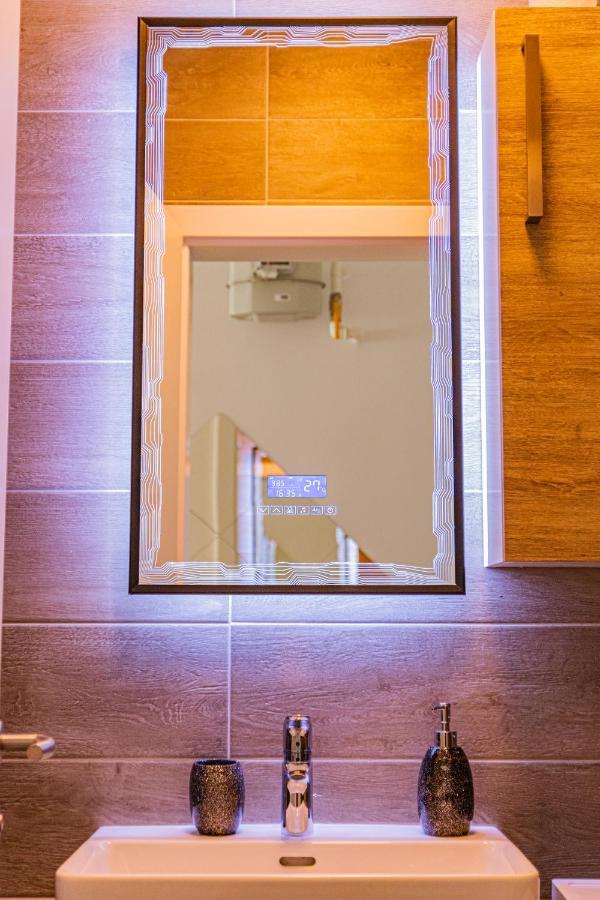 Jacuzzi - Flexible Selfcheckins 20 - Zagreb - Luxury - Garage - Smart - Brand New - Apartments Repinc Exterior foto