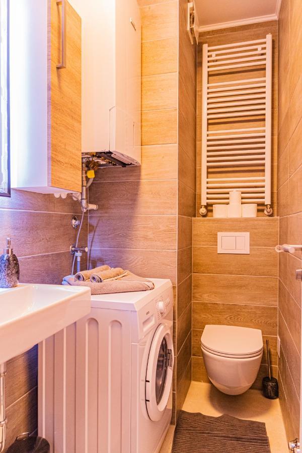 Jacuzzi - Flexible Selfcheckins 20 - Zagreb - Luxury - Garage - Smart - Brand New - Apartments Repinc Exterior foto